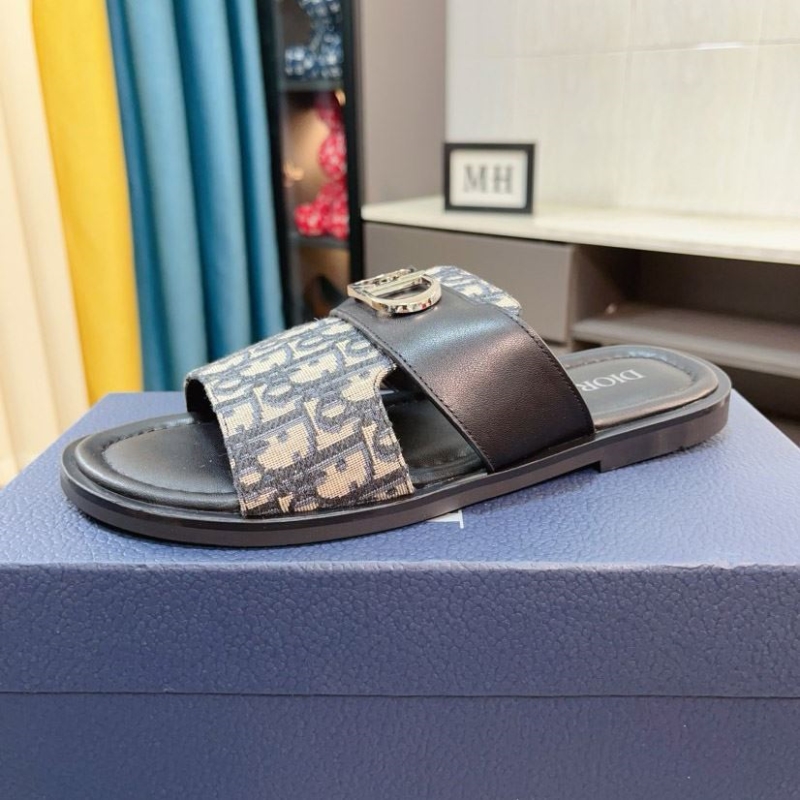 ch**an D*or slippers